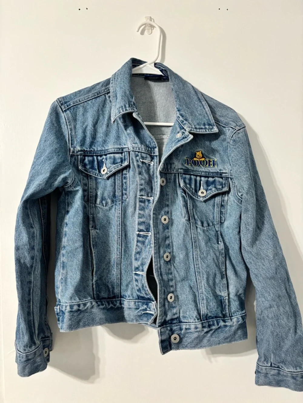 Vintage 90’s Winnie the Pooh Jean Jacket - Women’s Small - Picture 2 of 4